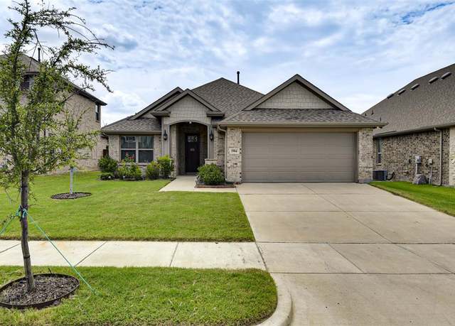 Property at 1904 Shaila Dr, Mansfield, TX 76063, 4 beds, 2 baths