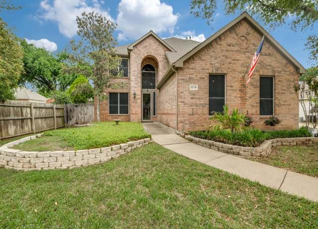 Property at 2218 Forest Creek Dr, Mansfield, TX 76063, 4 beds, 2.5 baths