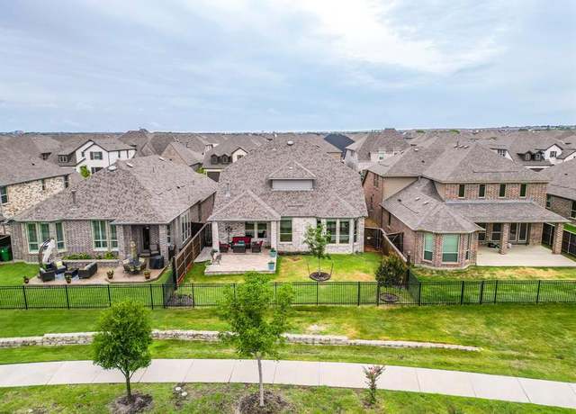 Property at 762 Corner Post Path, Celina, TX 75009, 5 beds, 4 baths