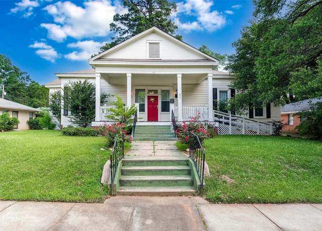 Property at 530 Kirby Pl, Shreveport, LA 71104, 4 beds, 2.5 baths