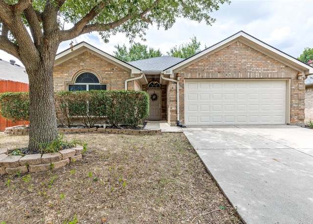 Property at 661 Mistymoor Ln, Fort Worth, TX 76052, 3 beds, 2 baths