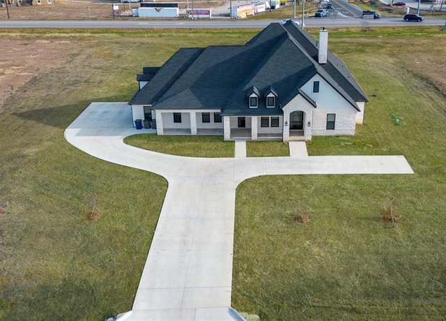 Property at 165 Ranch House Rd, Rockwall, TX 75032, 4 beds, 4 baths