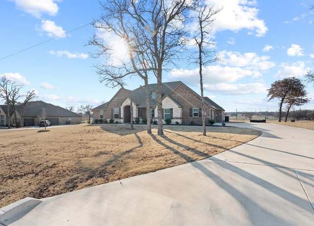 Property at 413 Zonaverde Ct, Poolville, TX 76487, 4 beds, 2.5 baths