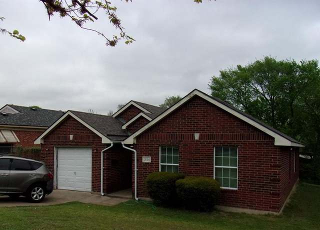 Property at 2014 Huntingdon Ave, Dallas, TX 75203, 3 beds, 2 baths