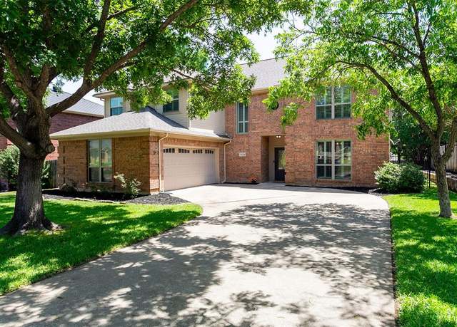 Property at 3228 David Dr, Hurst, TX 76054, 5 beds, 2.5 baths