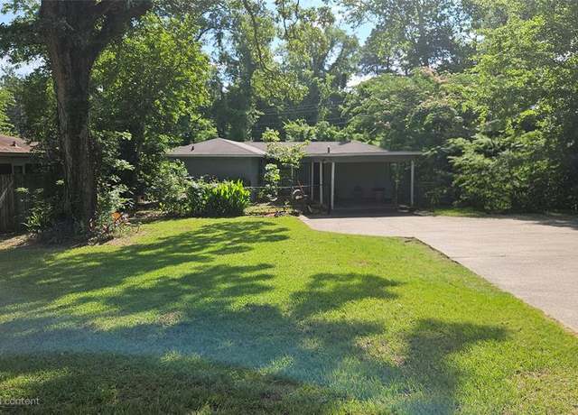 Property at 1611 Glen Ave, Shreveport, LA 71109, 3 beds, 2 baths