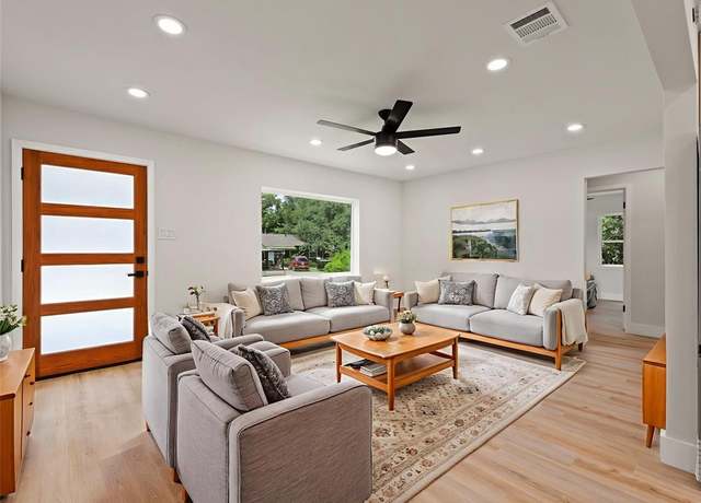 Property at 610 Dogwood Trl, Dallas, TX 75224, 4 beds, 2 baths