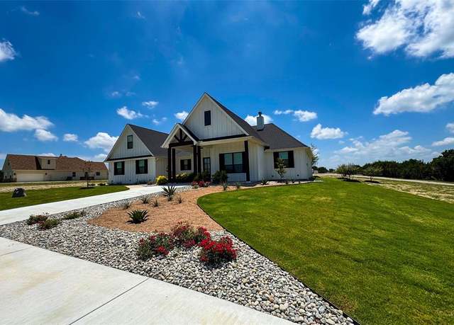 Property at 341 Sharla Smelley Rd, Weatherford, TX 76088, 5 beds, 3 baths