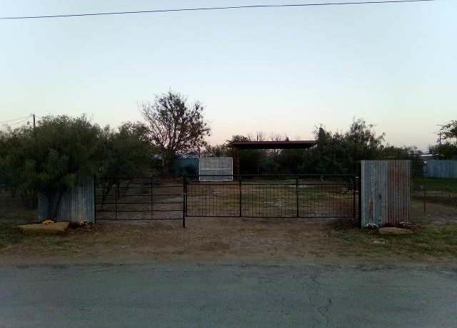 Property at 815 Pear St, Coleman, TX 76834