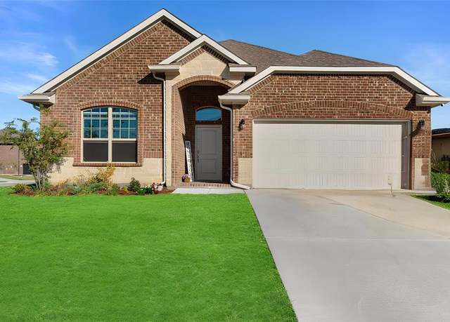 Property at 4130 Stockman Dr, Krum, TX 76249, 4 beds, 2 baths