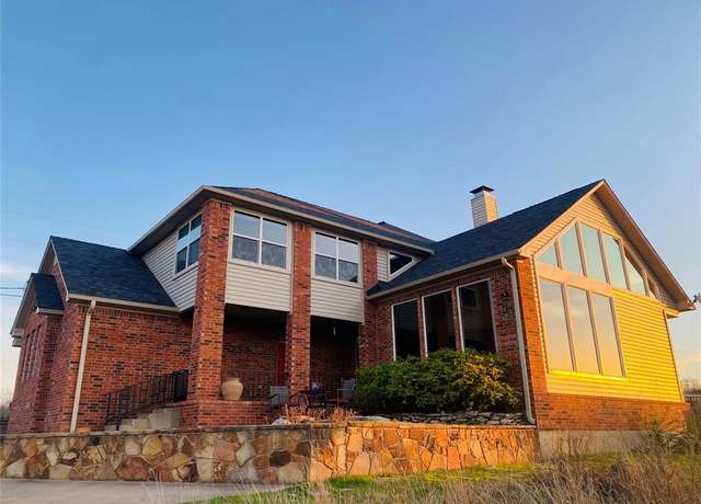 Property at 350 Castle Harbour Dr, Graford, TX 76449, 4 beds, 3 baths