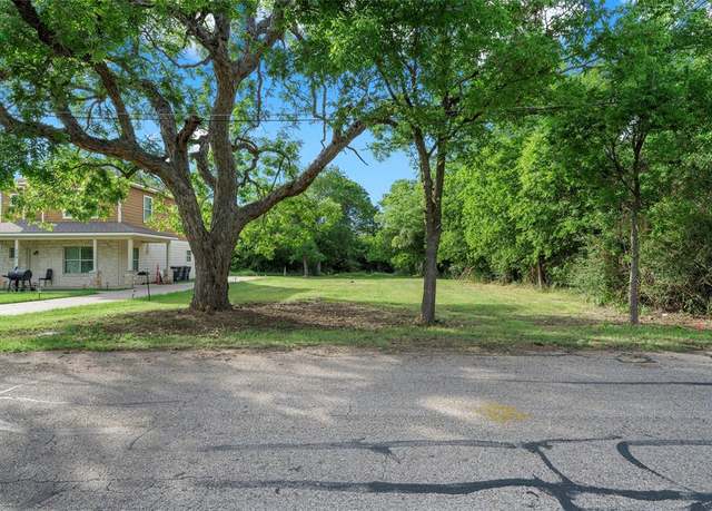 Property at 300 French Ave, Waco, TX 76706