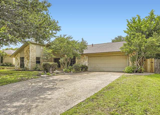 Property at 2829 Quail Ln, Arlington, TX 76016, 4 beds, 3 baths