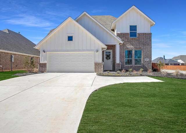 Property at 449 Smith Rd, Springtown, TX 76082, 4 beds, 2.5 baths