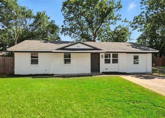 Property at 1924 Dunning St, Irving, TX 75061, 4 beds, 3 baths