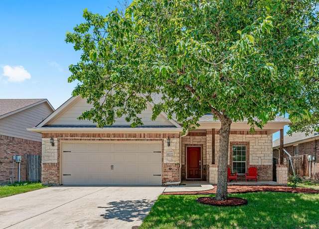 Property at 4332 Red Clover Ln, Fort Worth, TX 76036, 3 beds, 2.5 baths