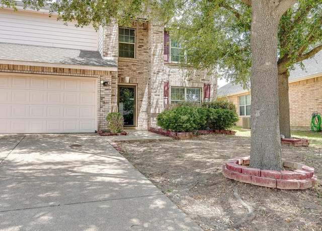 Property at 1016 Piedmont Dr, Mckinney, TX 75071, 4 beds, 2.5 baths