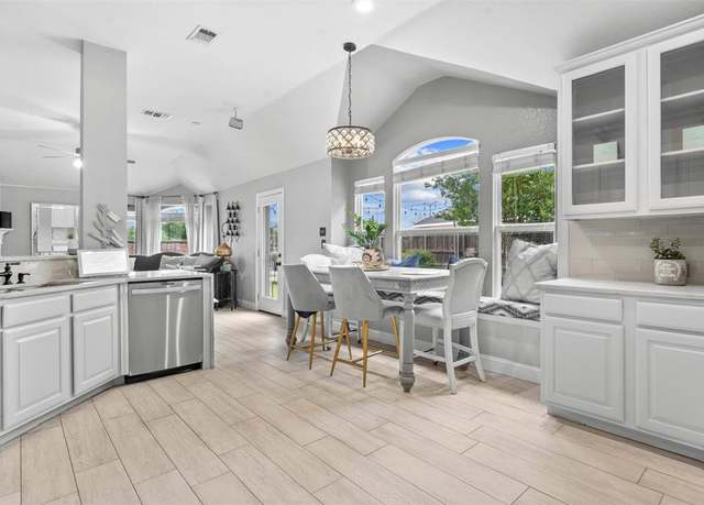 Property at 4679 Chasemoor Pl, Frisco, TX 75035, 3 beds, 2 baths