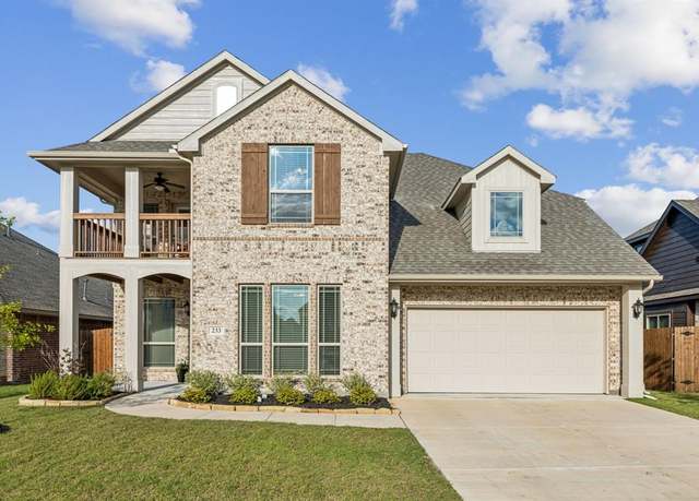 Property at 233 Lakewood Ln, Ponder, TX 76259, 5 beds, 4 baths