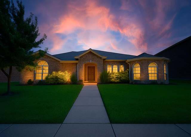 Property at 2308 Redwood Dr, Lancaster, TX 75134, 3 beds, 2 baths