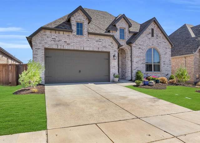 Property at 4112 Silver Spur Ct, Aubrey, TX 76227, 3 beds, 2.5 baths