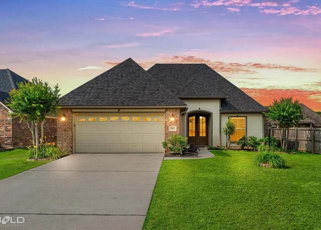 Property at 202 Pearwood Cir, Haughton, LA 71037, 3 beds, 2 baths
