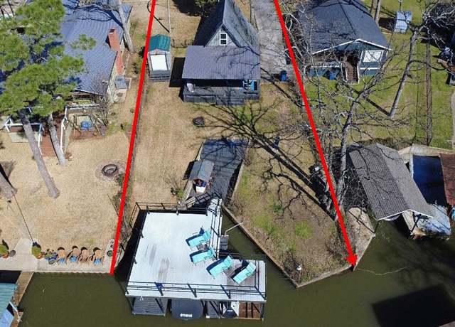 Property at 1809 Oak Shore Dr, Tool, TX 75143, 1 bed, 1.5 baths