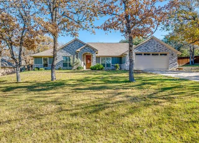 Property at 127 Flat Foot Ln, Stephenville, TX 76401, 4 beds, 2.5 baths