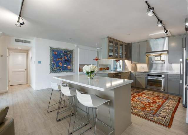 Property at 3310 Fairmount St Unit 16B, Dallas, TX 75201, 2 beds, 2 baths