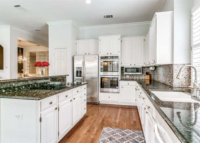 Property at 124 Kingsridge Dr, Coppell, TX 75019, 4 beds, 2 baths