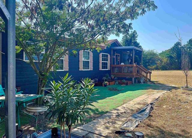 Property at 2620 N State Highway 37, Quitman, TX 75783, 3 beds, 2 baths