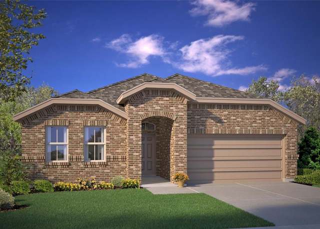 Property at 1920 Jackson St, Cleburne, TX 76033, 4 beds, 2 baths