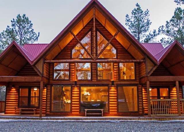 Property at 435 Popular Cir, Broken Bow, OK 74728, 3 beds, 4 baths