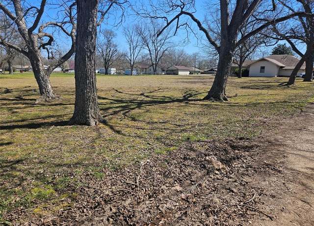 Property at TBD N 3rd St, Deport, TX 75435