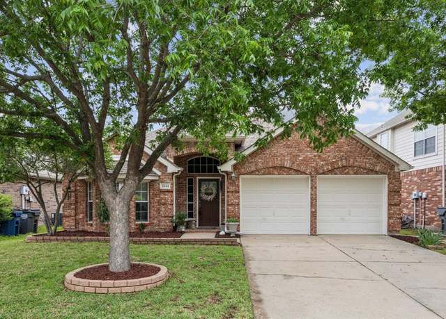Property at 2641 Red Spruce Dr, Little Elm, TX 75068, 3 beds, 2 baths