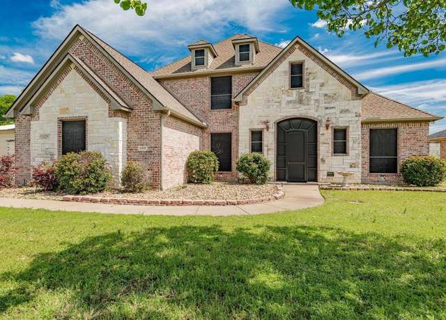 Property at 15557 County Road 4052, Kemp, TX 75143, 4 beds, 3 baths