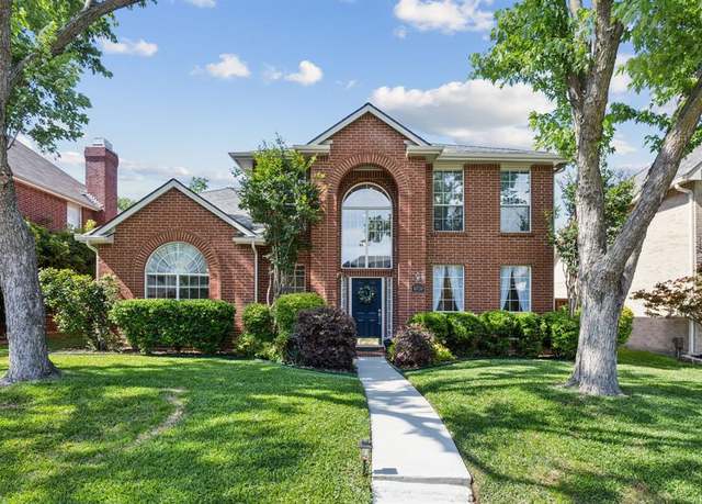 Property at 10720 Columbia Dr, Frisco, TX 75035, 4 beds, 2.5 baths