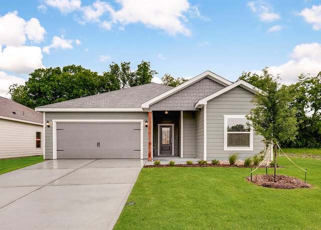 Property at 207 Southgate Dr, Terrell, TX 75160, 3 beds, 2 baths