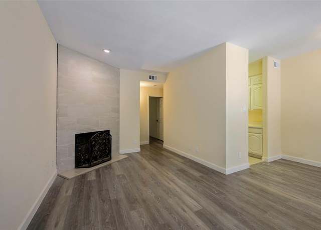Property at 4623 Gaston Ave #7, Dallas, TX 75246, 1 bed, 1 bath