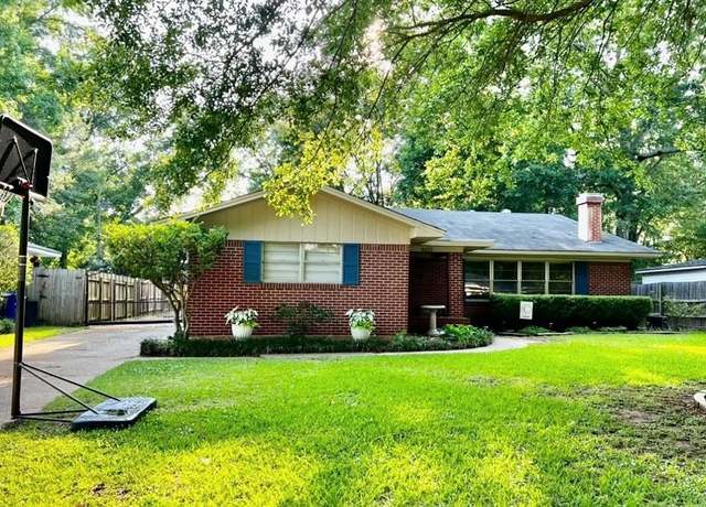 Property at 4422 Orchid St, Shreveport, LA 71105, 3 beds, 2 baths
