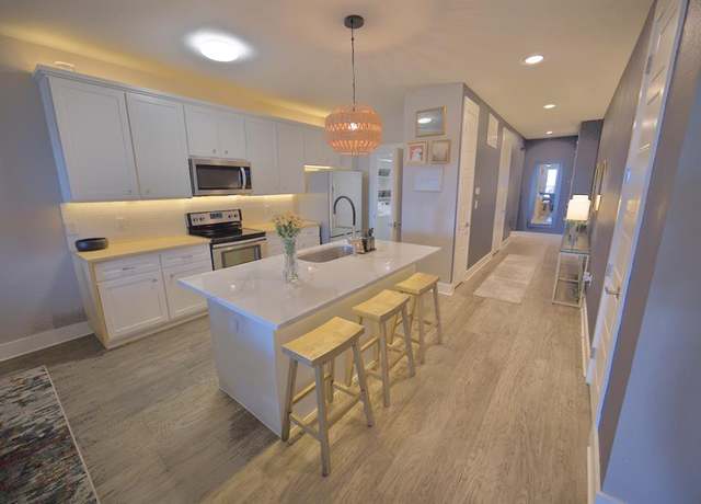Property at 251 S Mill St #260, Lewisville, TX 75057, 2 beds, 2 baths