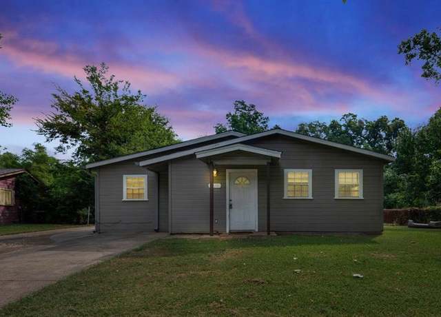 Property at 4610 Voss Dr, Bossier City, LA 71111, 3 beds, 2 baths