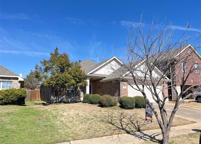 Property at 4517 Fir Dr, Fort Worth, TX 76244, 3 beds, 2 baths