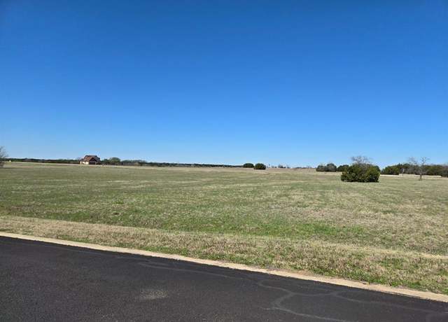 Property at 6704 Berkshire Dr, Cleburne, TX 76033
