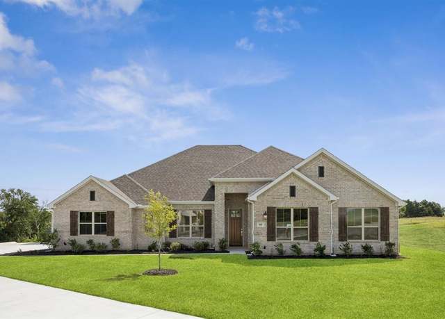 Property at 101 Paradise Cv, Waxahachie, TX 75165, 4 beds, 2.5 baths