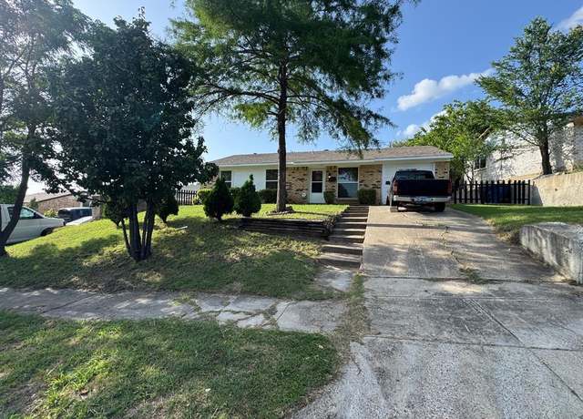 Property at 755 Botany Bay Dr, Dallas, TX 75211, 3 beds, 1.5 baths