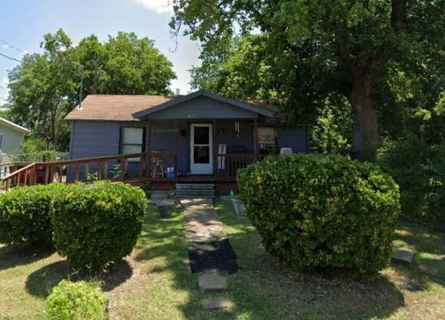 Property at 812 E 5th St, Bonham, TX 75418, 2 beds, 1 bath