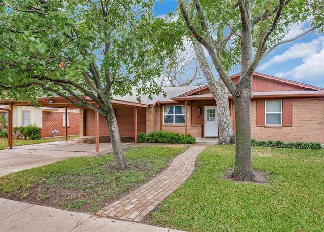 Property at 1422 Phillips St, Cleburne, TX 76033, 4 beds, 2 baths