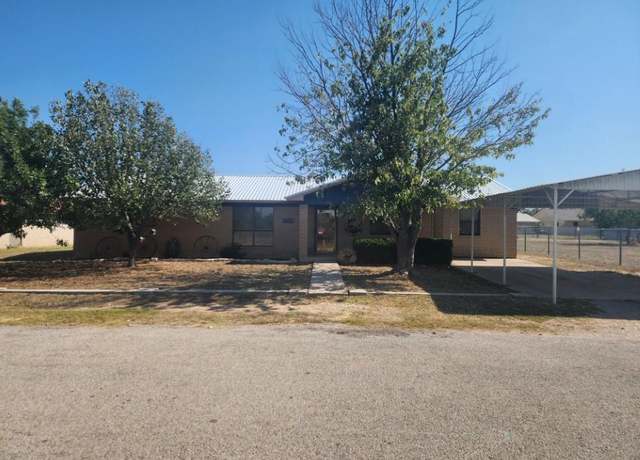 Property at 1698 N Trent St, Goldthwaite, TX 76844, 3 beds, 2 baths