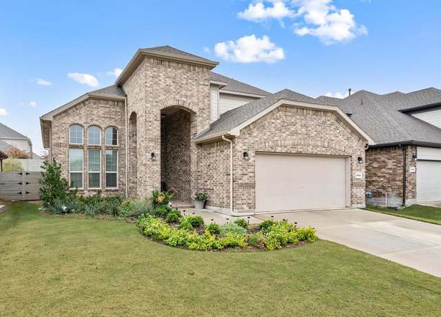 Property at 1504 Longspur Dr, Argyle, TX 76226, 4 beds, 2.5 baths